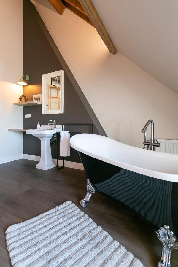 Fantastisch Herenhuis Ensemble Ieper Ngoại thất bức ảnh